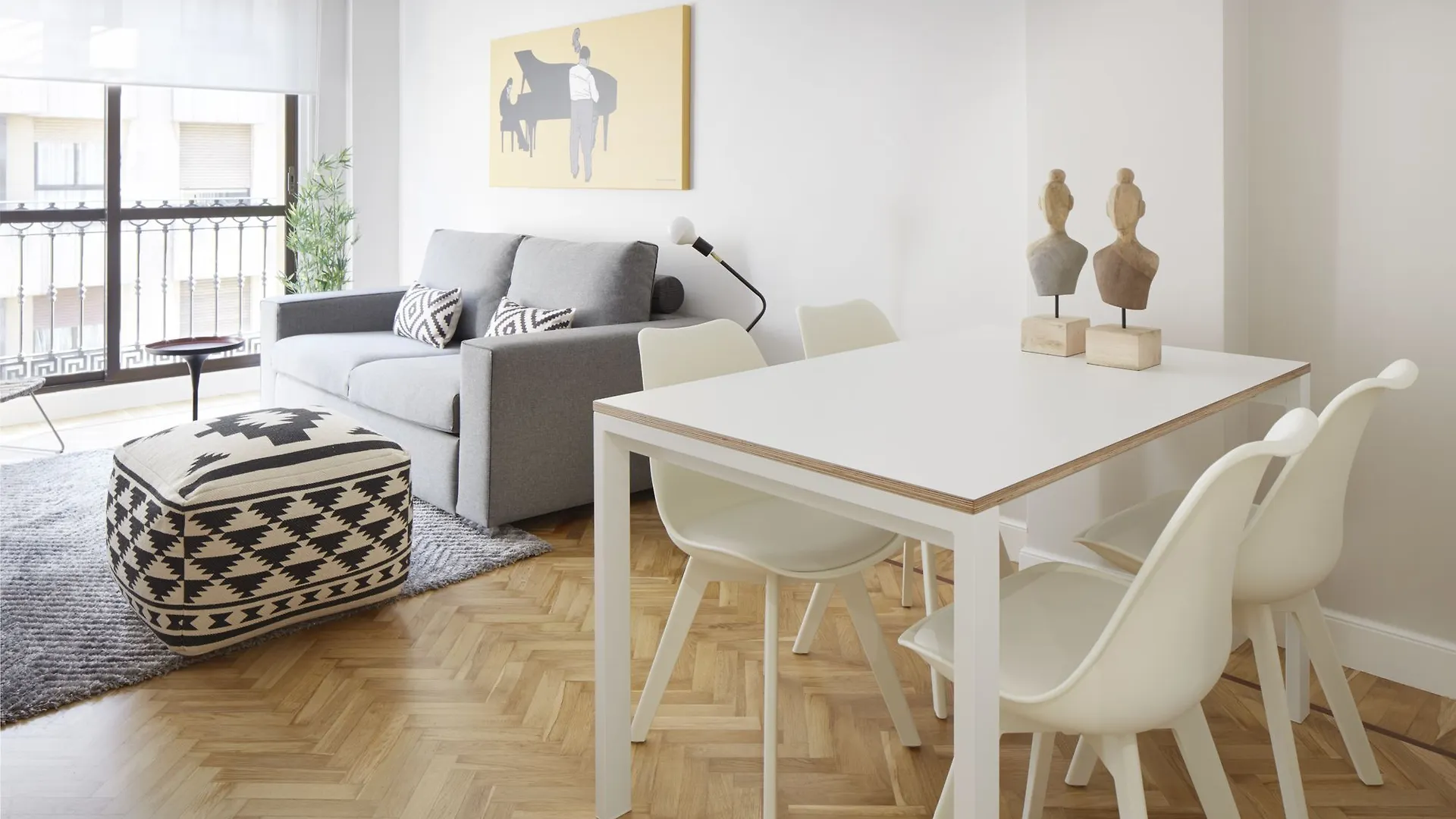 Zurriola Jazz Apartment By Feelfree Rentals contacts