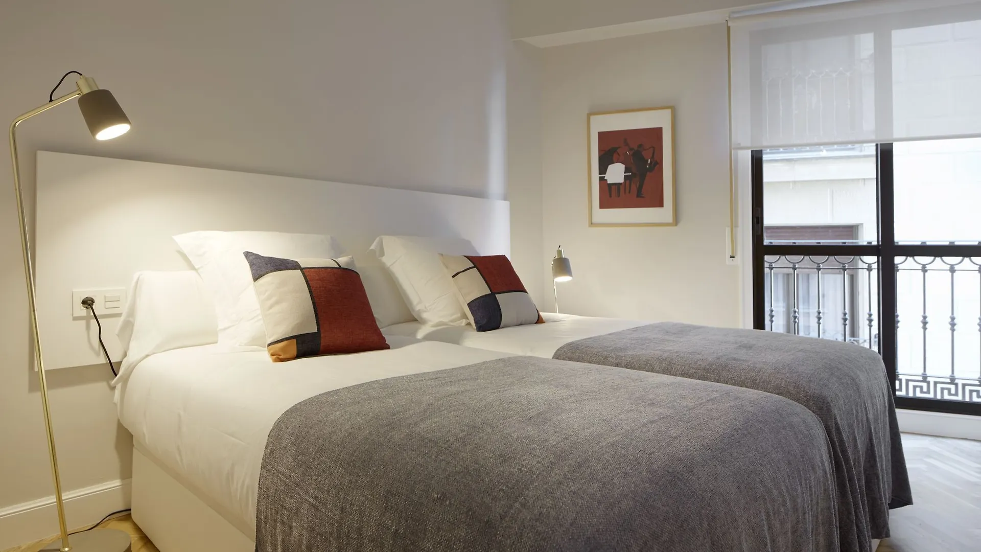 Zurriola Jazz Apartment By Feelfree Rentals San Sebastian